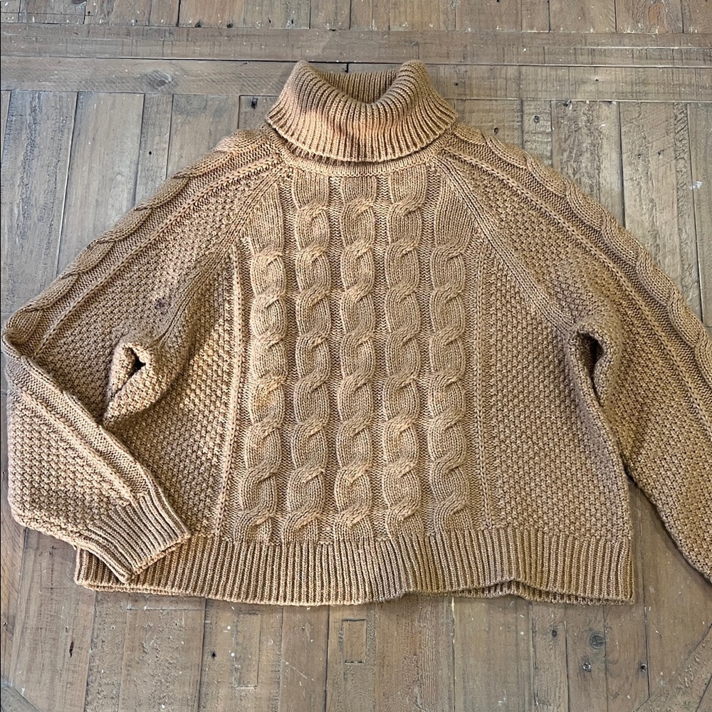 Gap caramel cable knit turtleneck sweater small boxy cozy oversized